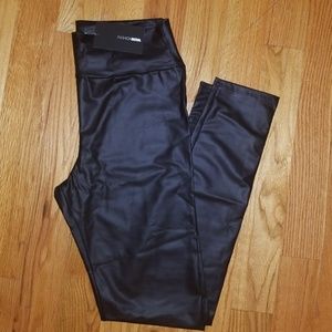 Fashion Nova Love You Like That Leggings